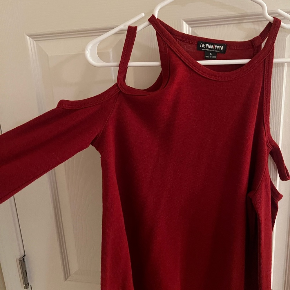 Fashion Nova Burgundy Cold Shoulder Top